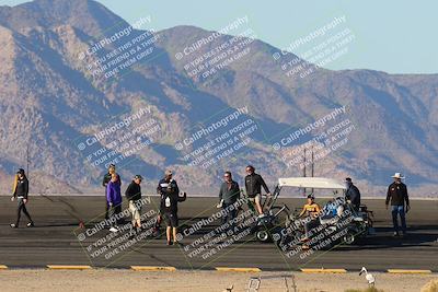 media/Feb-06-2025-Racers Edge (Thu) [[c17ed6f7b1]]/3-Around the Pits-Track Walk/